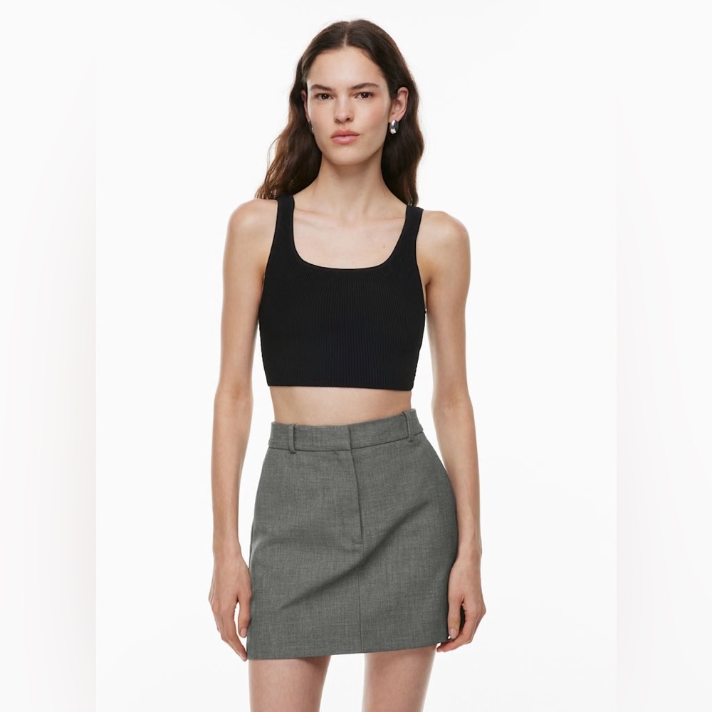 Aritzia Babaton Sculpt Knit Squareneck Cropped Tank